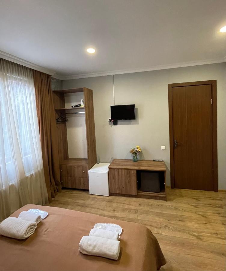 Book Hotel تبليسي المظهر الخارجي الصورة