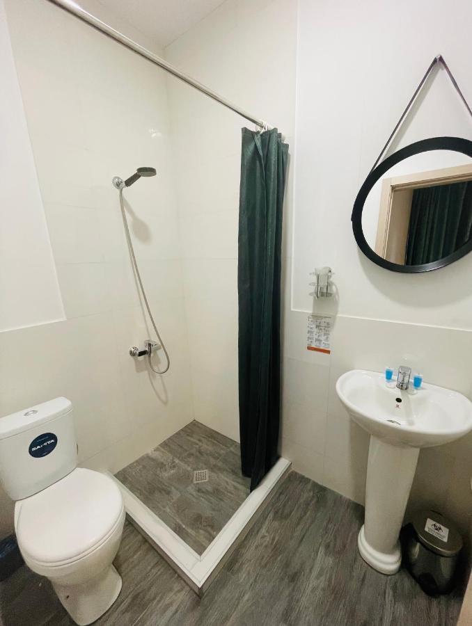 Book Hotel تبليسي المظهر الخارجي الصورة