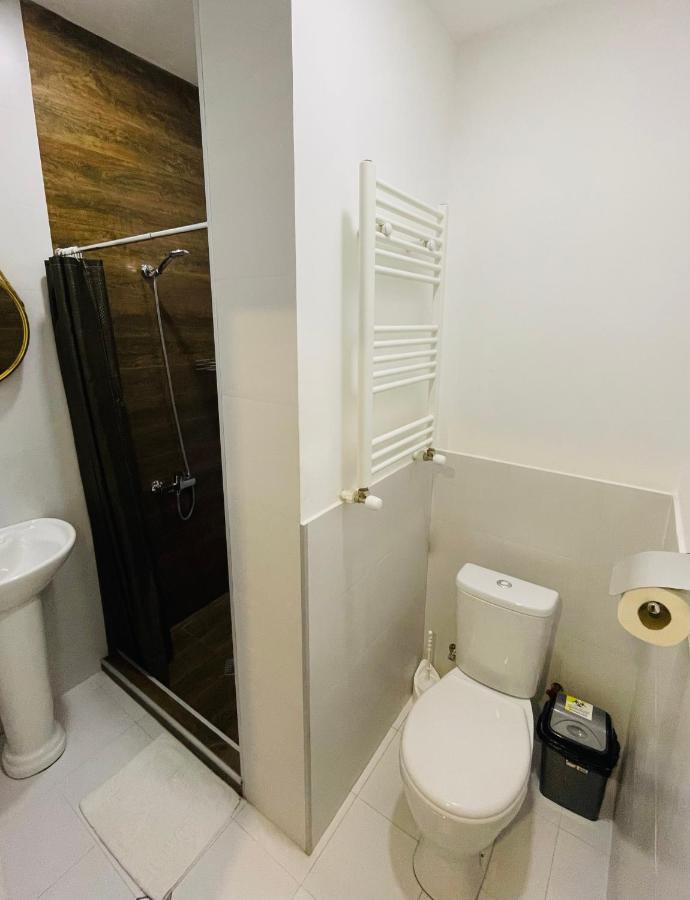 Book Hotel تبليسي المظهر الخارجي الصورة